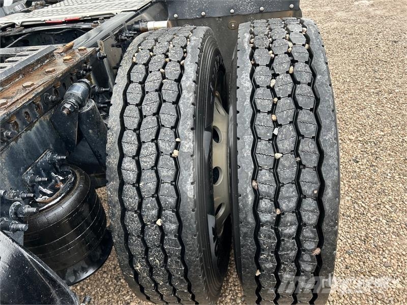 Freightliner Cascadia 126 وحدات الجر