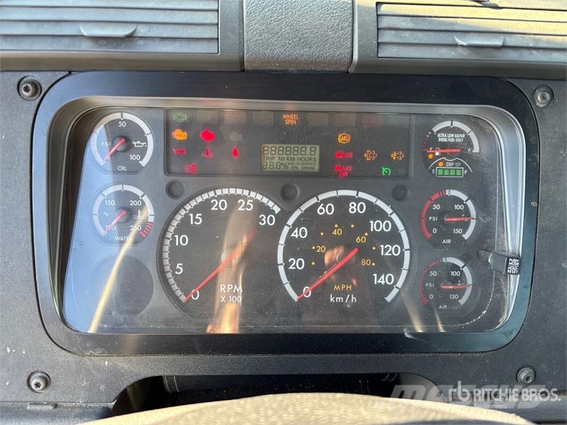 Freightliner Cascadia 125 وحدات الجر