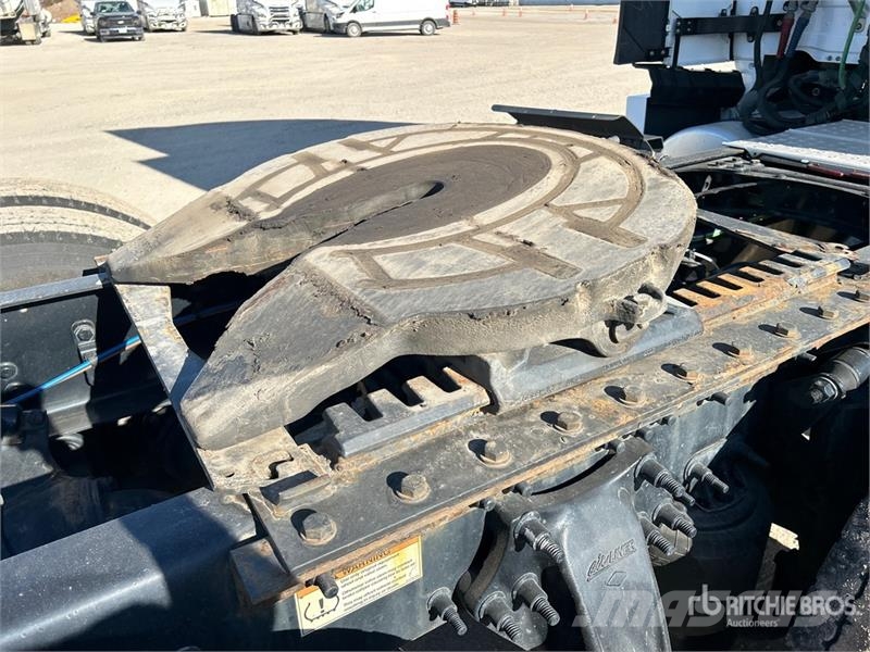 Freightliner Cascadia 126 وحدات الجر