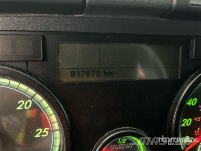 Freightliner Cascadia 125 6x4 T/A Sleeper Truck Tractor Motrici e Trattori Stradali