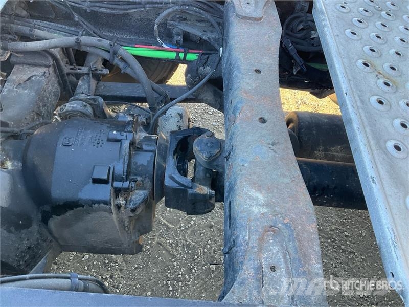 Freightliner Cascadia 125 6x4 T/A Sleeper Truck Tractor Sattelzugmaschinen