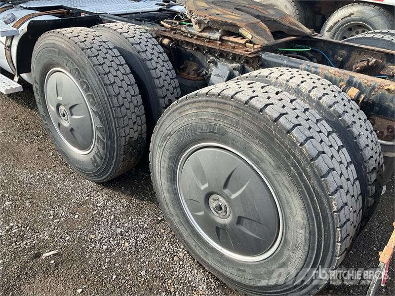 Freightliner Cascadia 125 Седельные тягачи