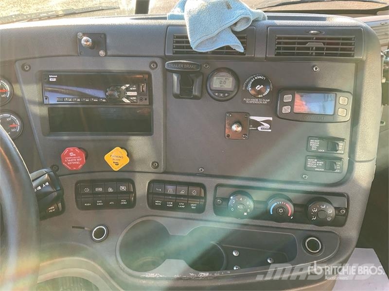 Freightliner Cascadia 125 Nyergesvontatók