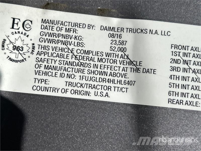 Freightliner Cascadia 125 6x4 T/A Sleeper Truck Tractor Tegljači