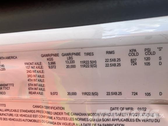 Freightliner Cascadia 126 6x4 T/A Sleeper Truck Tractor وحدات الجر