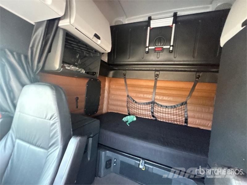 Freightliner Cascadia 126 Tractores (camiões)