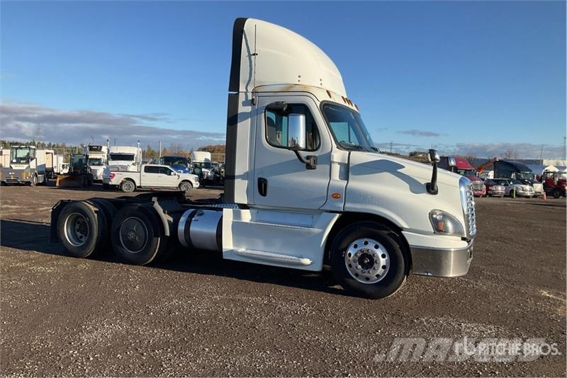 Freightliner Cascadia 125 Nyergesvontatók