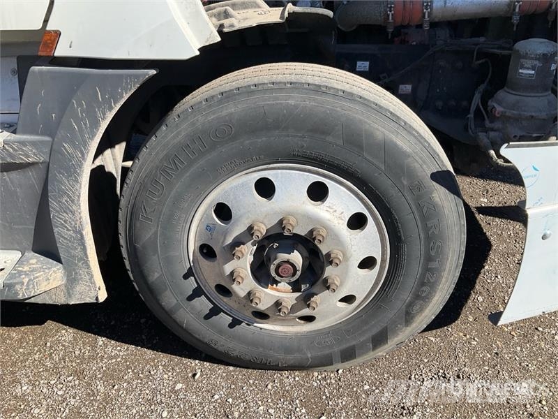 Freightliner Cascadia 126 Tracteur routier
