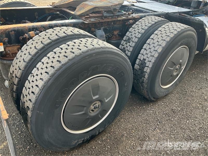 Freightliner Cascadia 125 Седельные тягачи