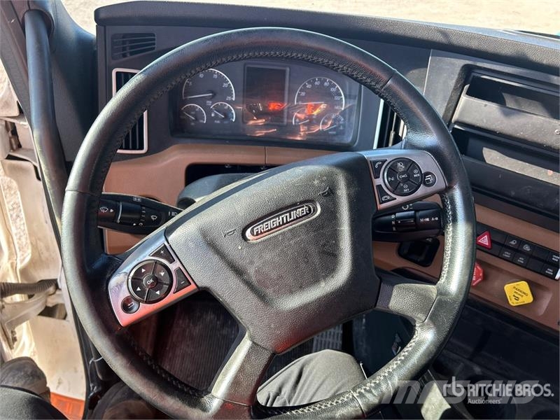 Freightliner Cascadia 126 Tegljači