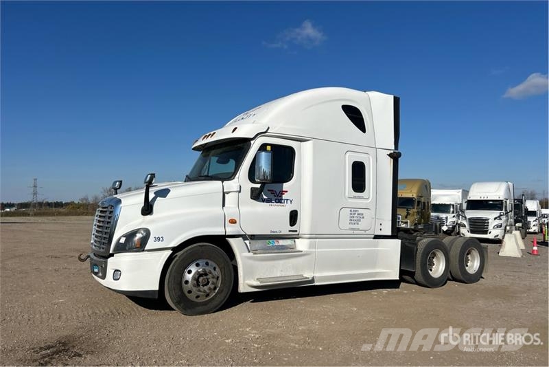 Freightliner Cascadia 125 6x4 T/A Sleeper Truck Tractor Truck Tractor Units