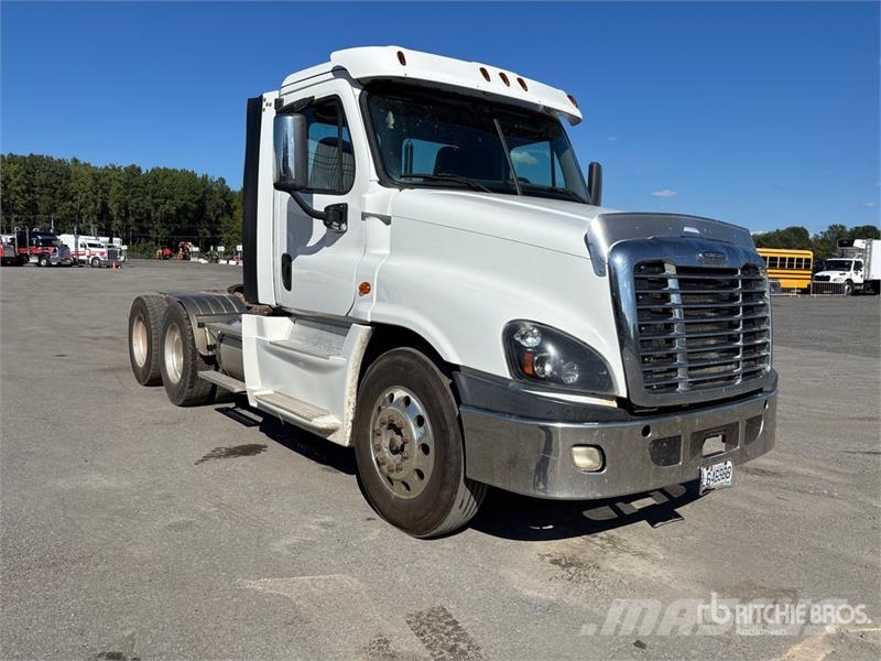 Freightliner Cascadia 125 曳引機組件