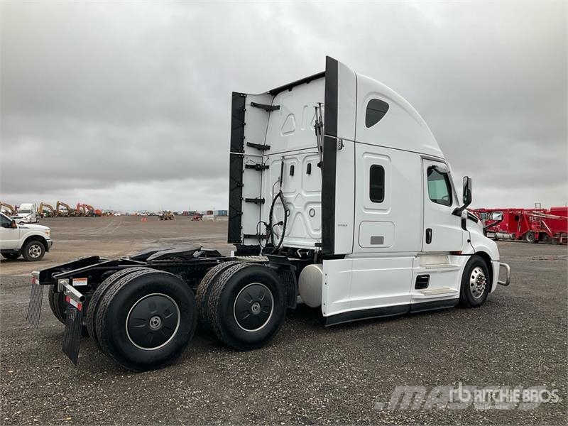 Freightliner Cascadia 126 Vetopöytäautot