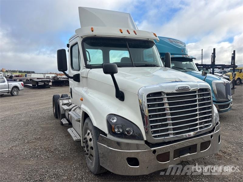 Freightliner Cascadia 125 Седельные тягачи