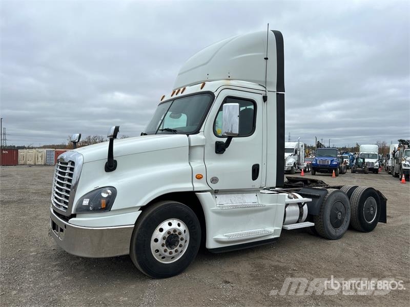 Freightliner Cascadia 125 Седельные тягачи