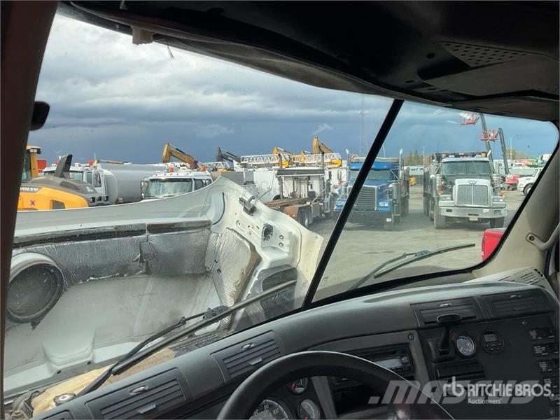 Freightliner Cascadia 113 Седельные тягачи
