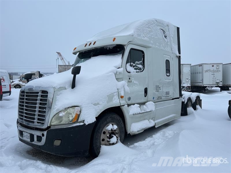 Freightliner Cascadia 125 Тягачі