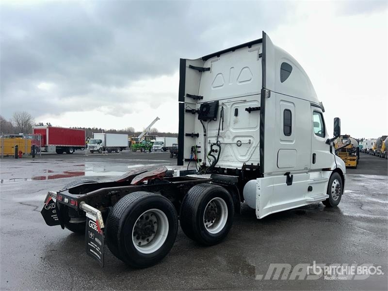 Freightliner Cascadia 116 Truck Tractor Units