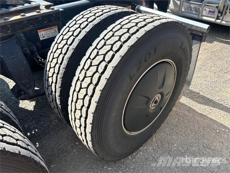 Freightliner Cascadia 126 Naudoti vilkikai