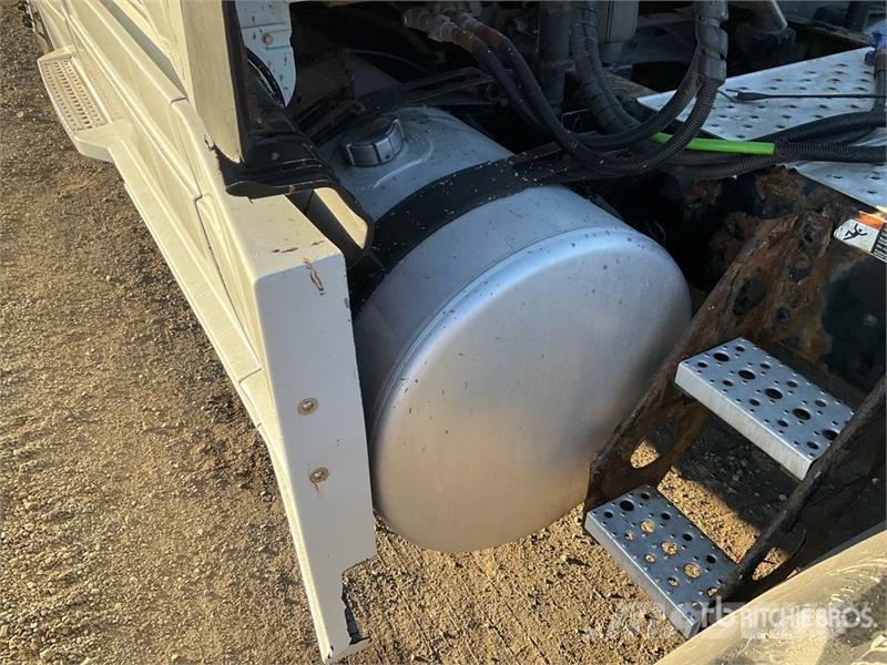 Freightliner Cascadia 126 6x4 T/A Sleeper Truck Tractor Motrici e Trattori Stradali