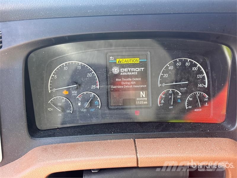 Freightliner Cascadia 126 Naudoti vilkikai
