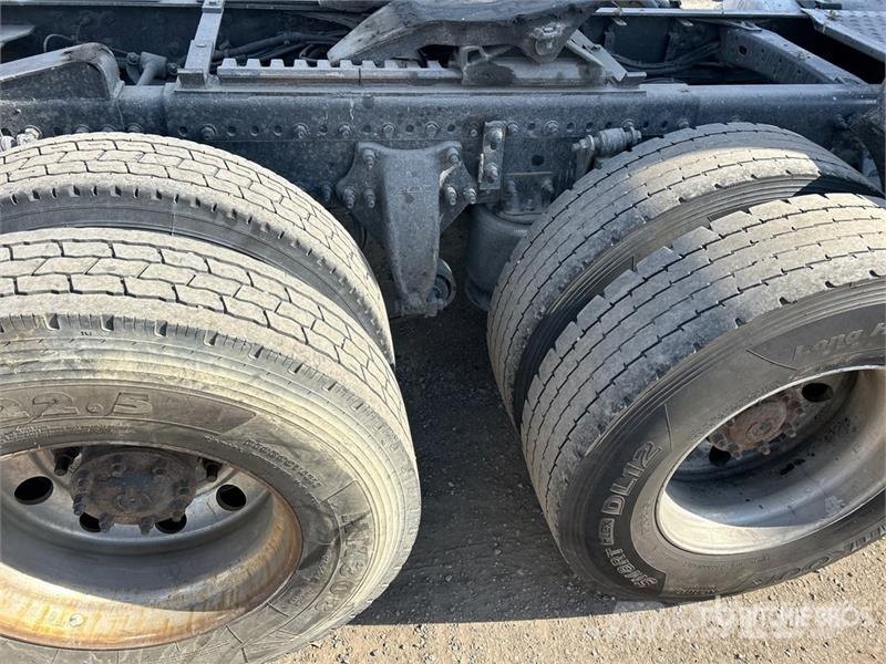 Freightliner Cascadia 125 وحدات الجر