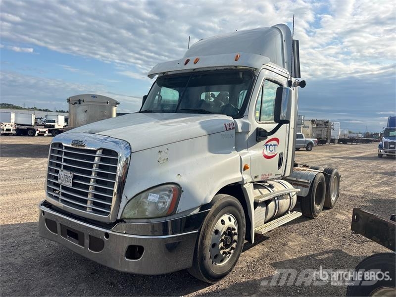 Freightliner Cascadia 125 Vetopöytäautot