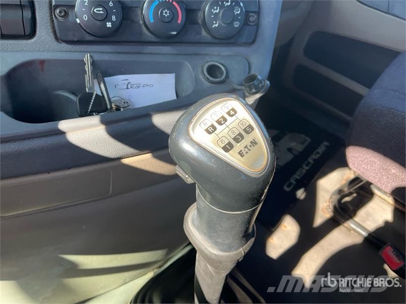 Freightliner Cascadia 125 وحدات الجر