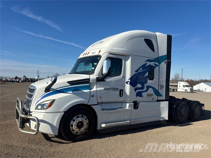 Freightliner Cascadia 126 Тягачі
