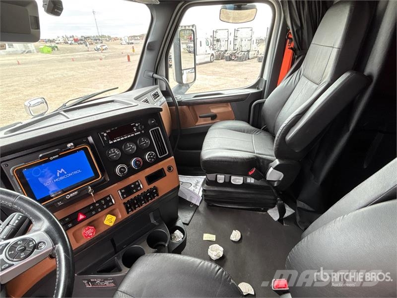 Freightliner Cascadia 126 Cavalos mecânicos