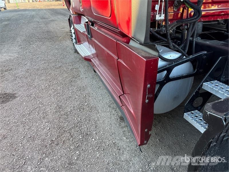 Freightliner Cascadia 126 Trekkers