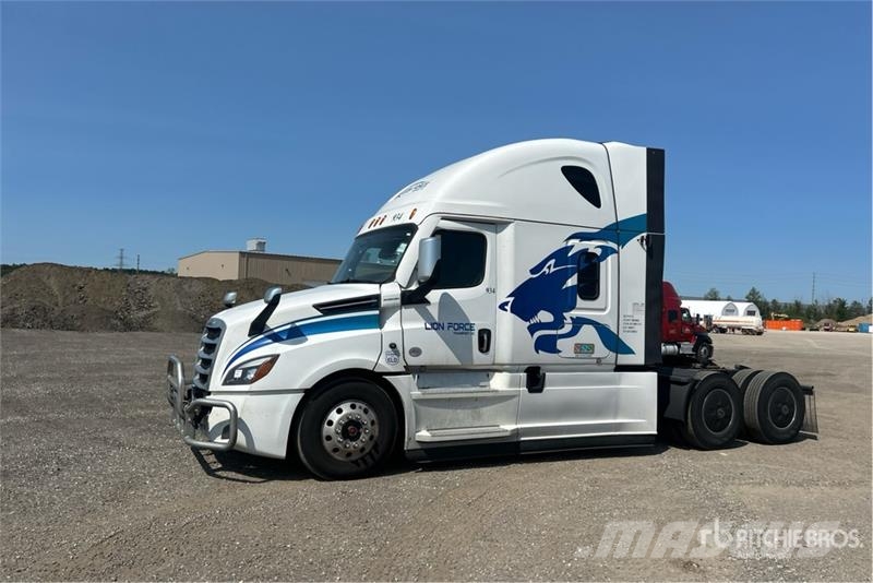 Freightliner Cascadia 126 Naudoti vilkikai