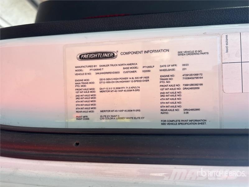 Freightliner Cascadia 126 Naudoti vilkikai