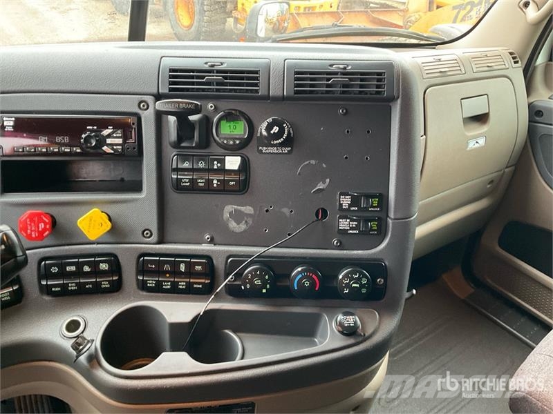 Freightliner Cascadia 113 Sattelzugmaschinen