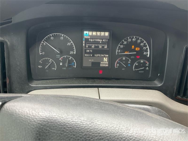 Freightliner Cascadia 126 6x4 T/A Sleeper Truck Tractor Motrici e Trattori Stradali