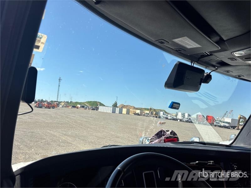 Freightliner Cascadia 126 Naudoti vilkikai