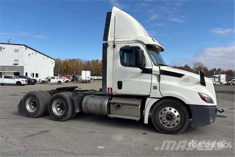 Freightliner Cascadia 126 曳引機組件
