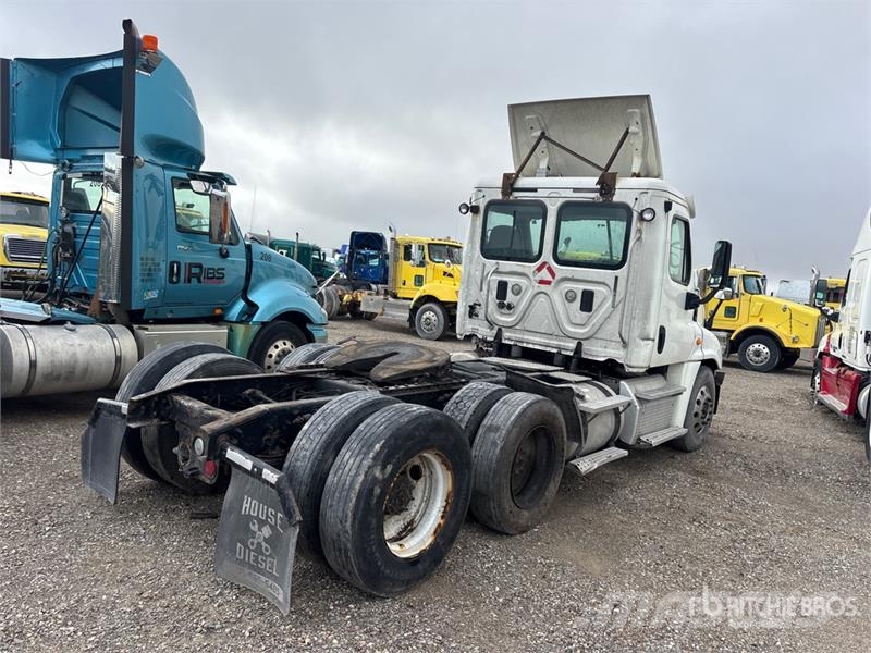 Freightliner Cascadia 125 Седельные тягачи