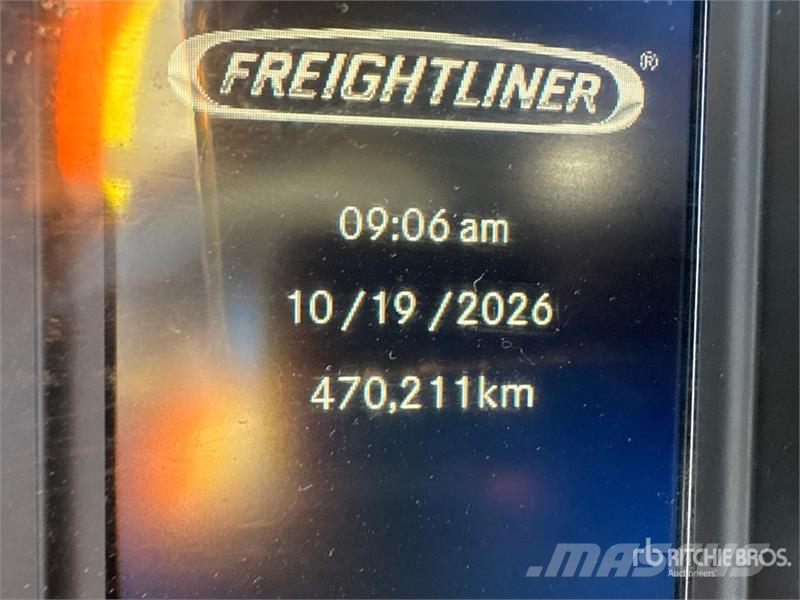 Freightliner Cascadia 126 Sadulveokid