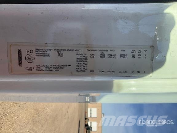 Freightliner Cascadia 126 6x4 T/A Sleeper Truck Tractor Tractor Units