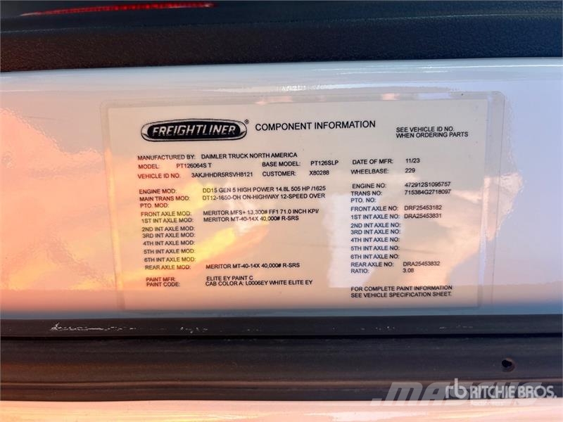 Freightliner Cascadia 126 وحدات الجر