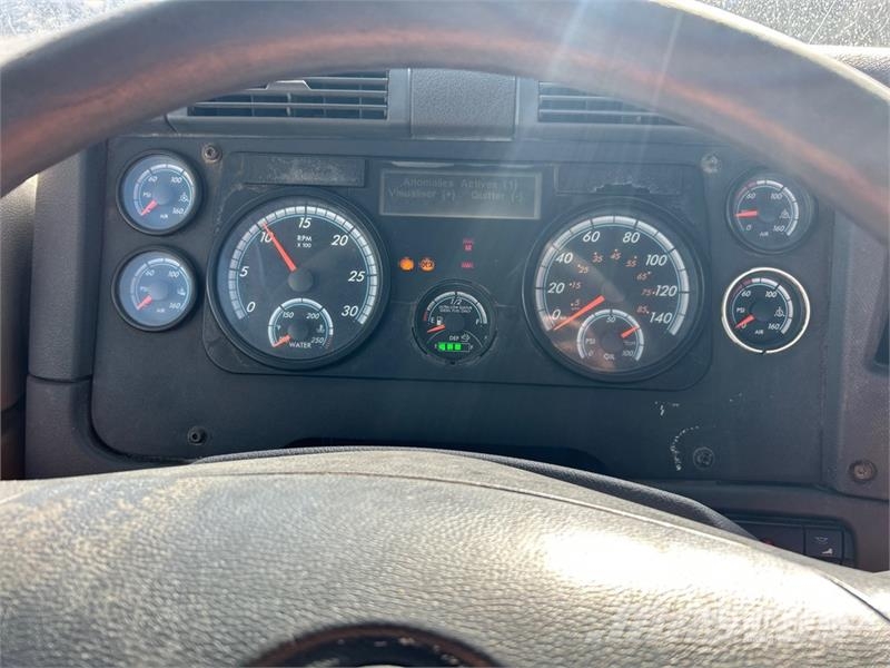 Freightliner Cascadia 125 Тягачі