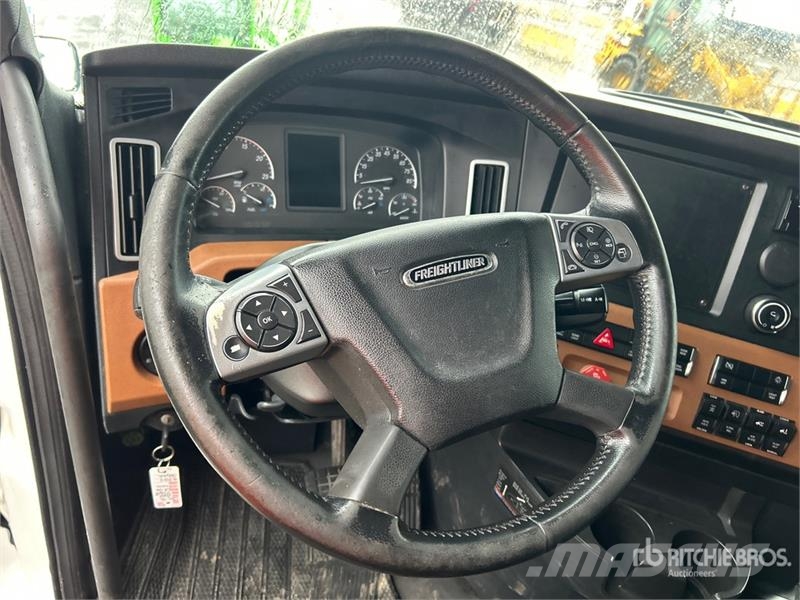 Freightliner Cascadia 126 Nyergesvontatók