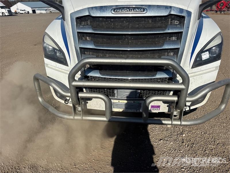 Freightliner Cascadia 126 Sattelzugmaschinen