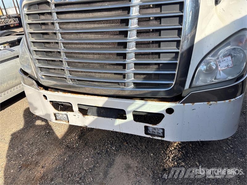 Freightliner Cascadia 125 Τράκτορες
