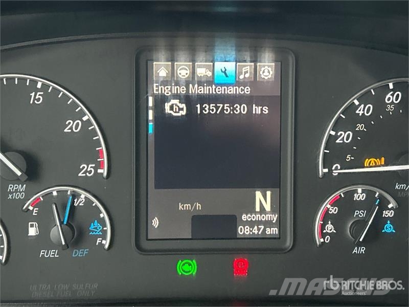 Freightliner Cascadia 126 Truck Tractor Units