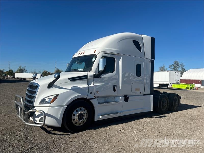 Freightliner Cascadia 126 Trekkers