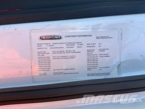 Freightliner Cascadia 126 وحدات الجر