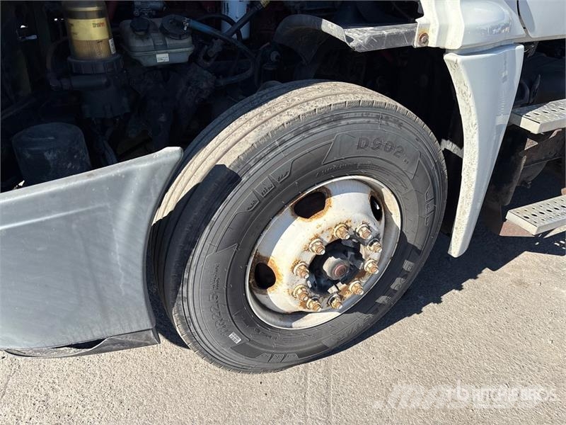 Freightliner Cascadia 125 وحدات الجر