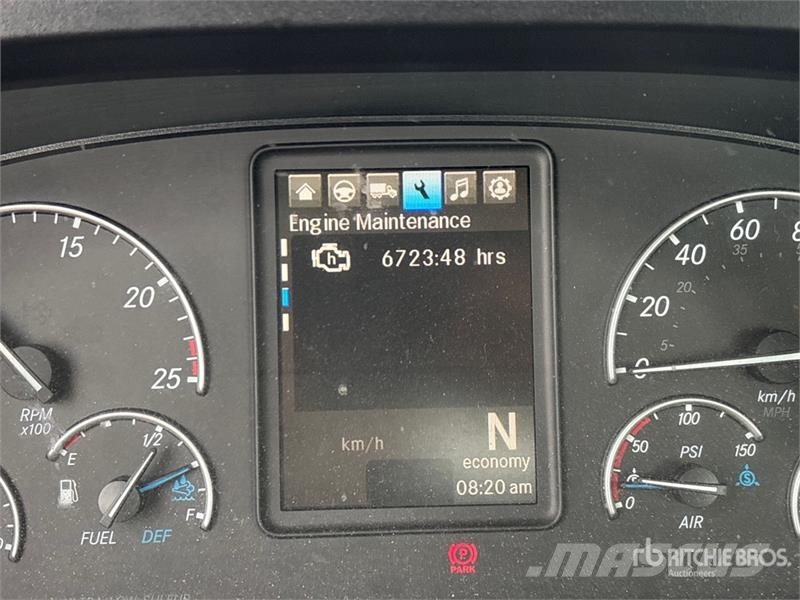 Freightliner Cascadia 126 Naudoti vilkikai